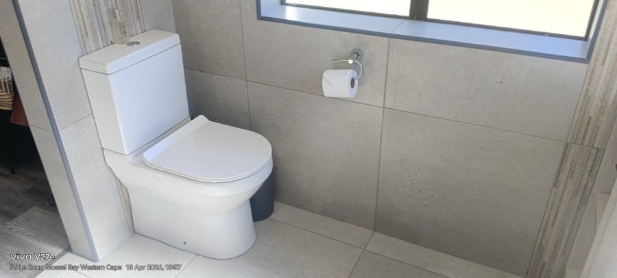 2 Bedroom Property for Sale in Mossel Bay Central Western Cape